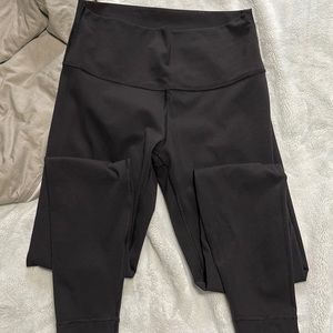 LULULEMON wonder under leggings